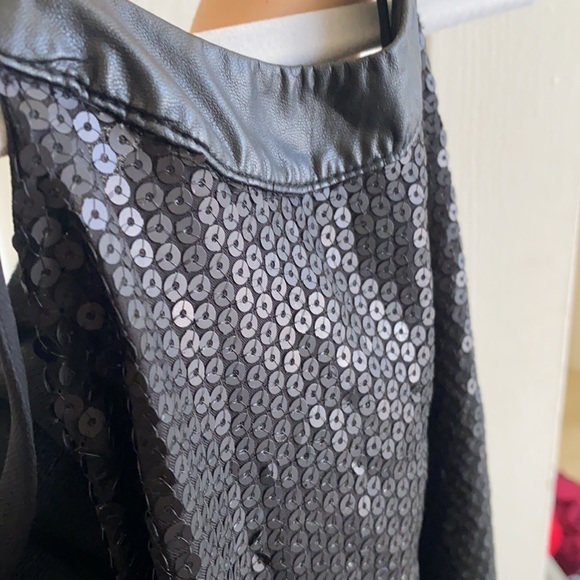 Halter top - Picture 6 of 6